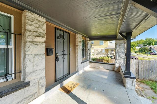 4142 Montgall Avenue, Kansas City, MO 64130