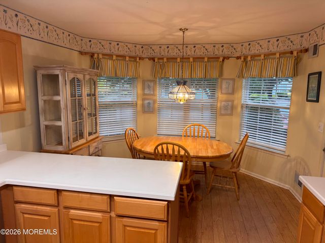 130 Skyline Drive, Lakewood, NJ 08701