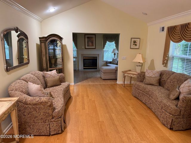 130 Skyline Drive, Lakewood, NJ 08701