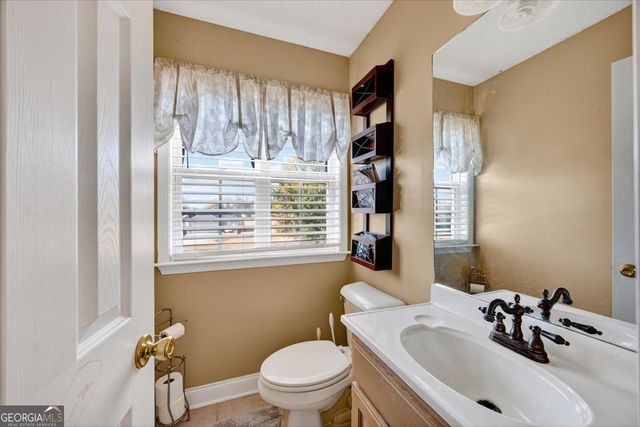 191 Henry Drive, Gray, GA 31032