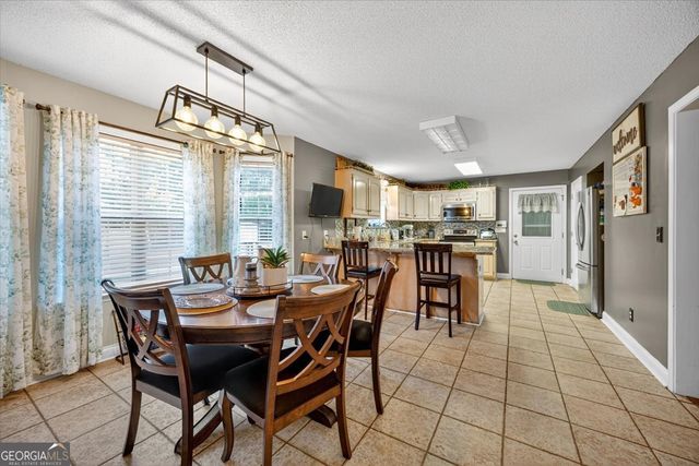 191 Henry Drive, Gray, GA 31032