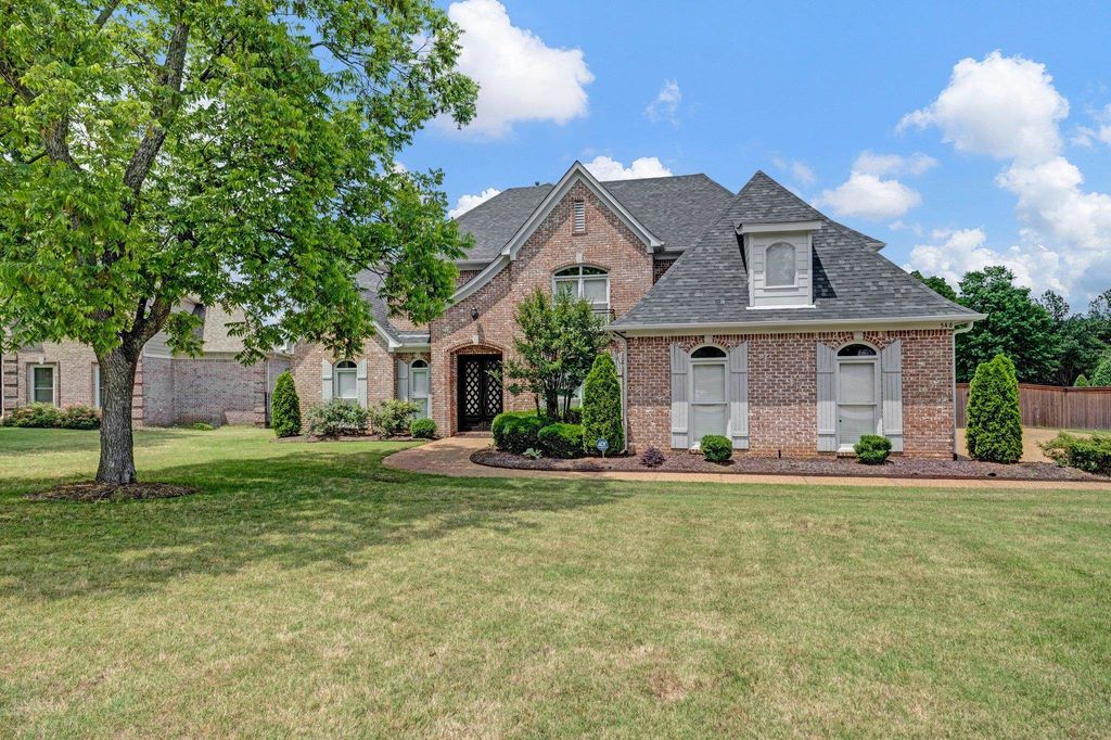546 TOWNSHIP CV, Collierville, TN 38017