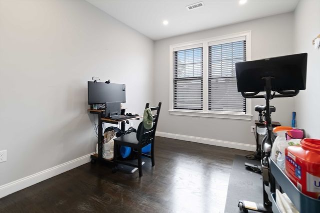 18 Albion St 2, Boston, MA 02119