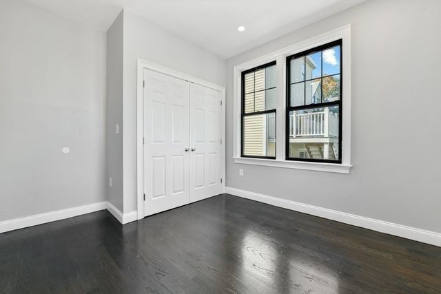 18 Albion St 2, Boston, MA 02119