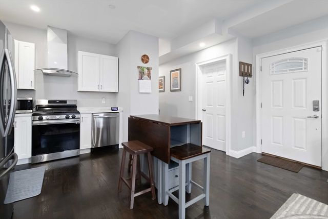 18 Albion St 2, Boston, MA 02119