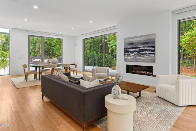 711 Berryhill Drive, Chapel Hill, NC 27516