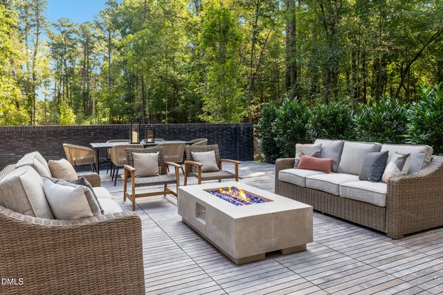 711 Berryhill Drive, Chapel Hill, NC 27516