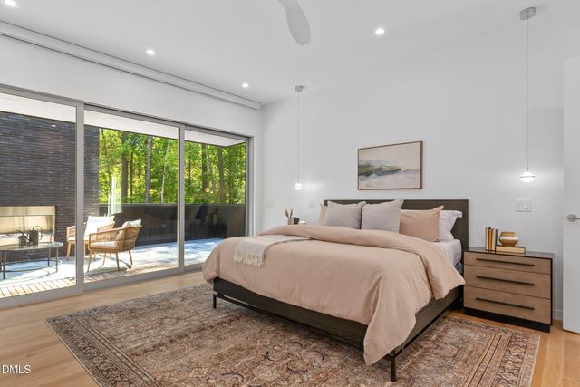 711 Berryhill Drive, Chapel Hill, NC 27516