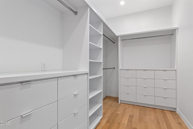 711 Berryhill Drive, Chapel Hill, NC 27516