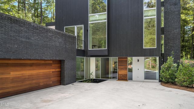 711 Berryhill Drive, Chapel Hill, NC 27516