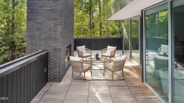 711 Berryhill Drive, Chapel Hill, NC 27516