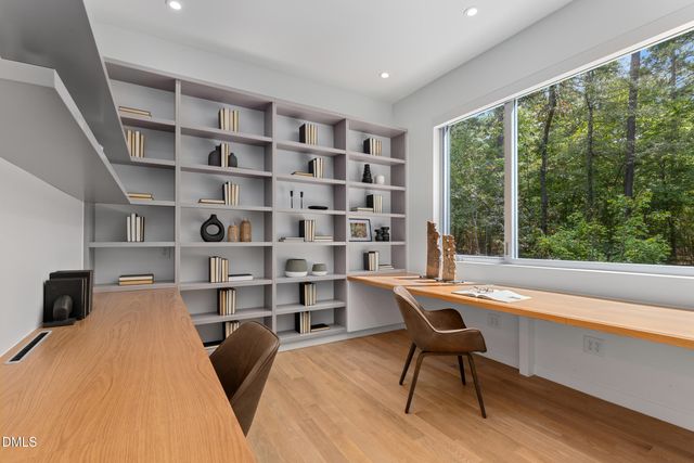 711 Berryhill Drive, Chapel Hill, NC 27516