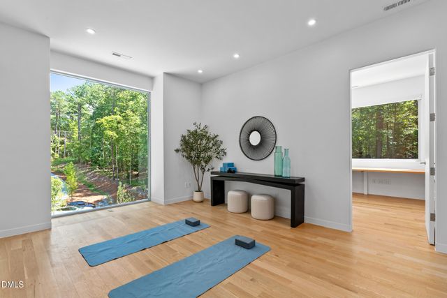 711 Berryhill Drive, Chapel Hill, NC 27516