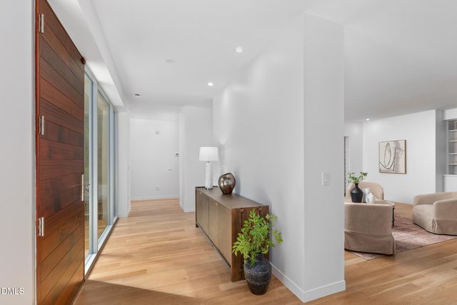 711 Berryhill Drive, Chapel Hill, NC 27516