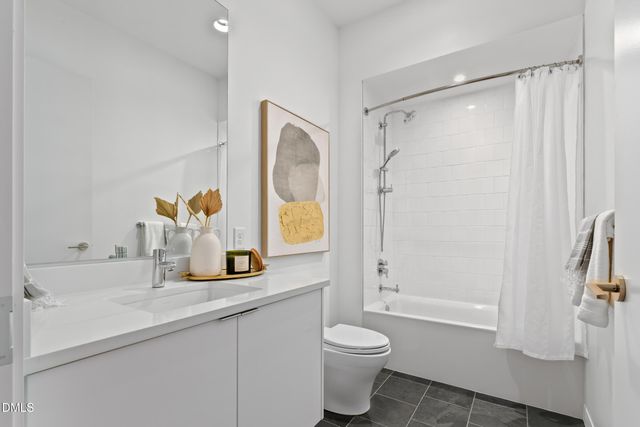 711 Berryhill Drive, Chapel Hill, NC 27516