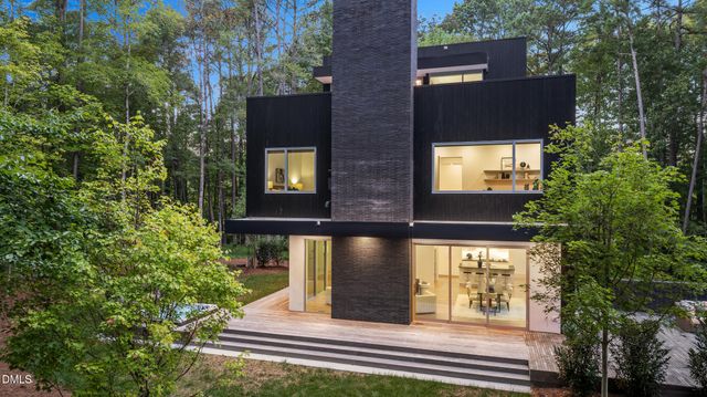 711 Berryhill Drive, Chapel Hill, NC 27516