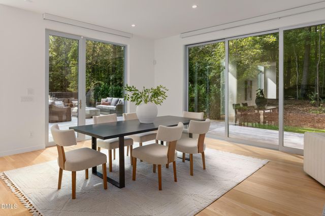 711 Berryhill Drive, Chapel Hill, NC 27516