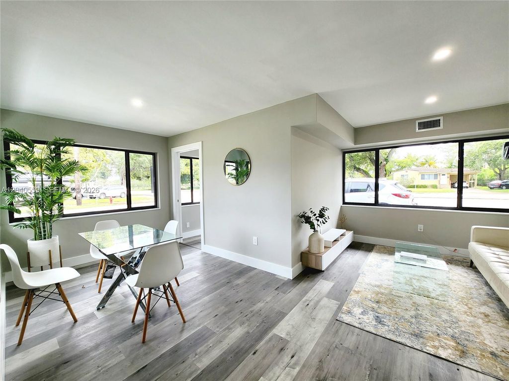 1920 SW 4th Ave 2, Fort Lauderdale, FL 33315