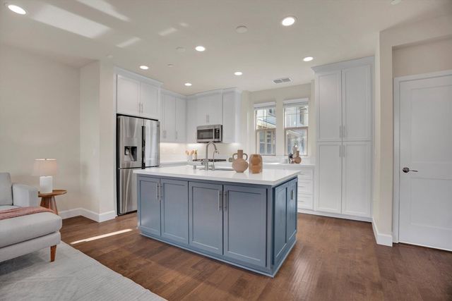 865 Tranquility Cir 3, Livermore, CA 94551