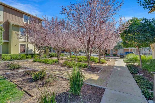 865 Tranquility Cir 3, Livermore, CA 94551