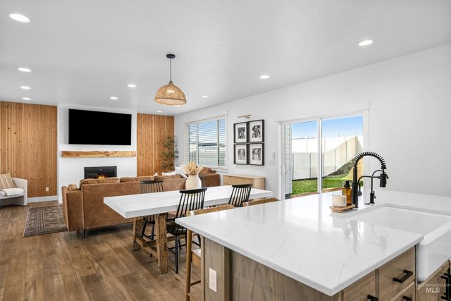 8902 W Bowie Steet, Star, ID 83669