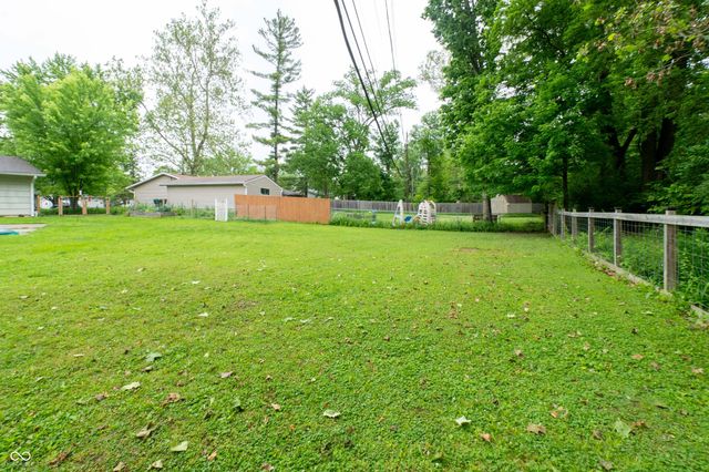115 Brookside Drive, Whiteland, IN 46184
