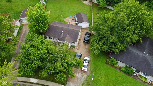 115 Brookside Drive, Whiteland, IN 46184