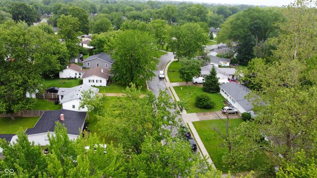 115 Brookside Drive, Whiteland, IN 46184