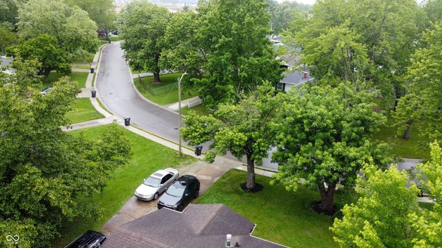 115 Brookside Drive, Whiteland, IN 46184