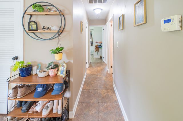 115 Brookside Drive, Whiteland, IN 46184