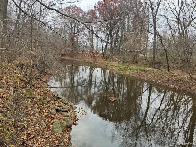 01 Remer Road, East China, MI 48054