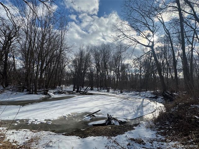 01 Remer Road, East China, MI 48054