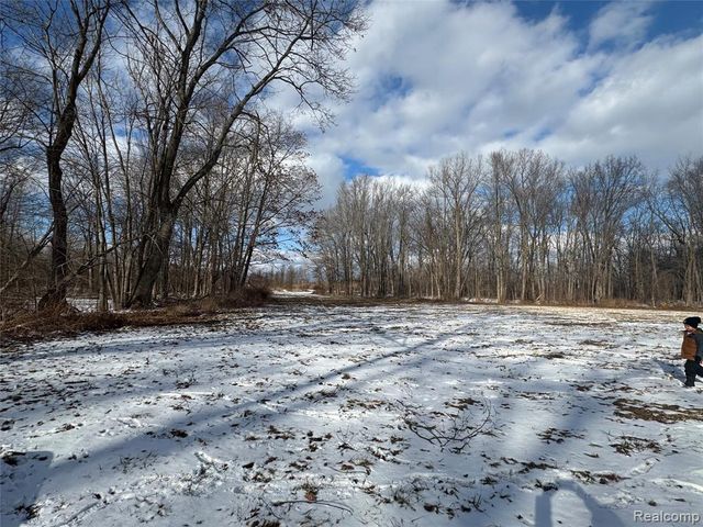 01 Remer Road, East China, MI 48054