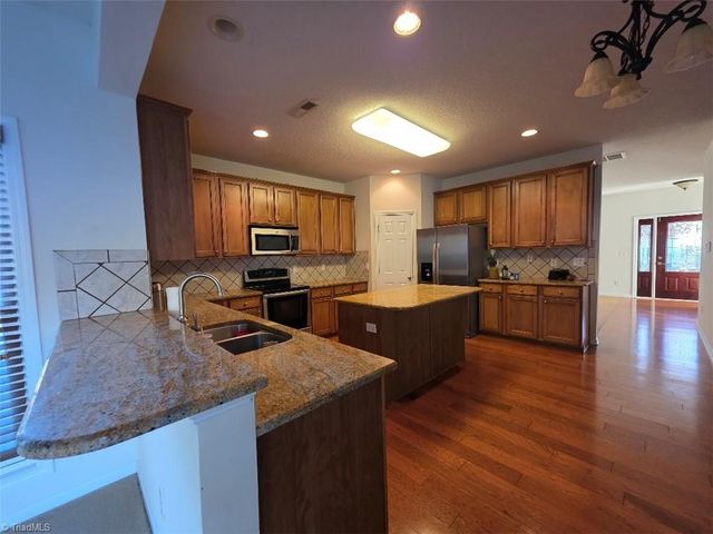 3821 Tonsley Place, High Point, NC 27265