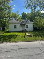 107 S St.Louis, Joplin, MO 64801