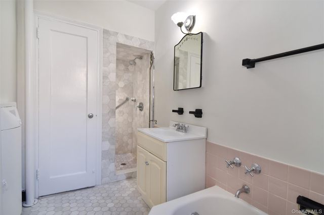 35 Parkview Avenue 3E, Bronxville, NY 10708