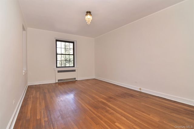 35 Parkview Avenue 3E, Bronxville, NY 10708
