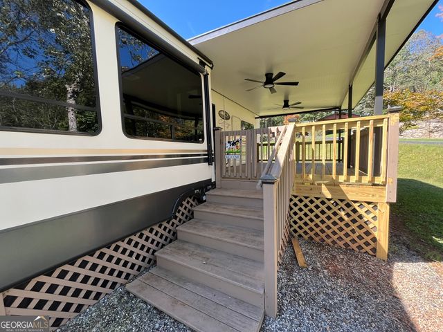 94 Bridge Loop Drive, Cleveland, GA 30528