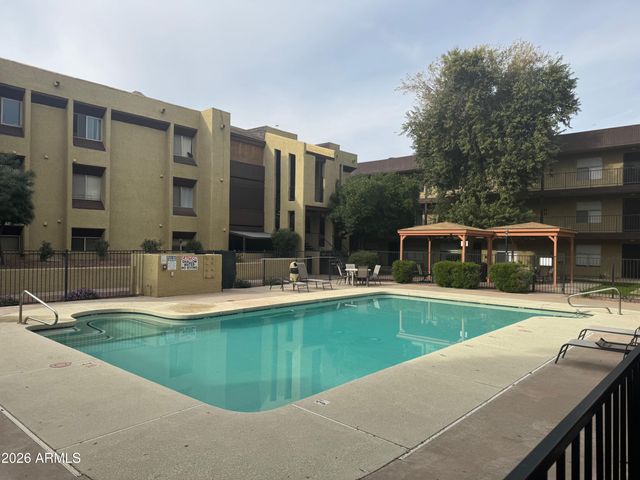 461 W HOLMES Avenue 150, Mesa, AZ 85210