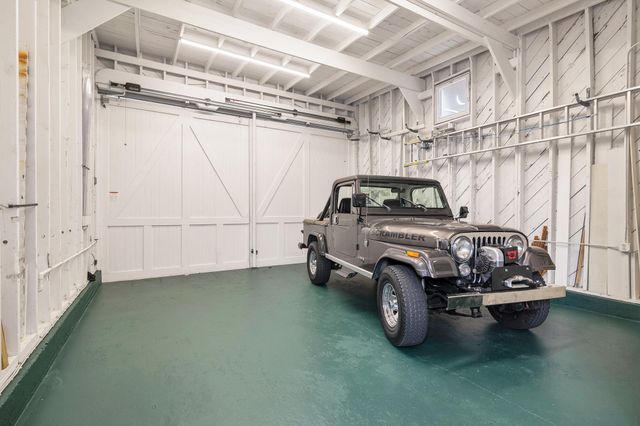 800 Kanuga Drive, West Palm Beach, FL 33401