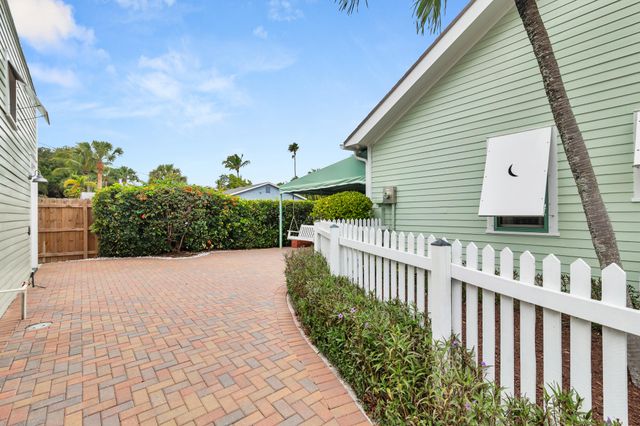 800 Kanuga Drive, West Palm Beach, FL 33401