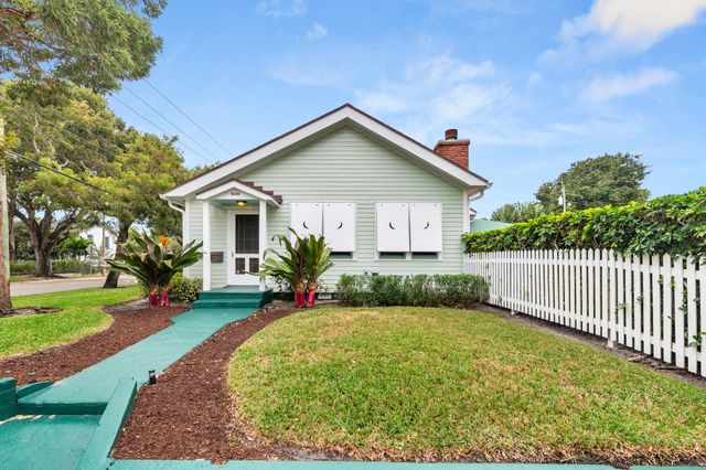 800 Kanuga Drive, West Palm Beach, FL 33401