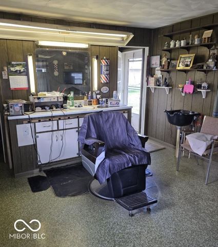 1208 Fulton Avenue, Alexandria, IN 46001