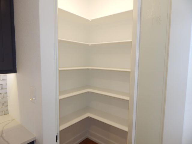 794 KAUFMAN, Gilmer, TX 75644