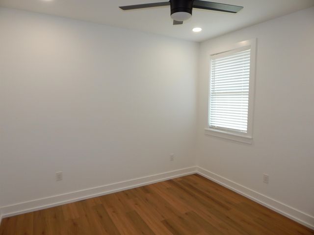 794 KAUFMAN, Gilmer, TX 75644