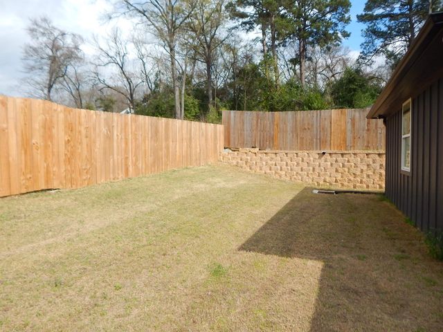 794 KAUFMAN, Gilmer, TX 75644