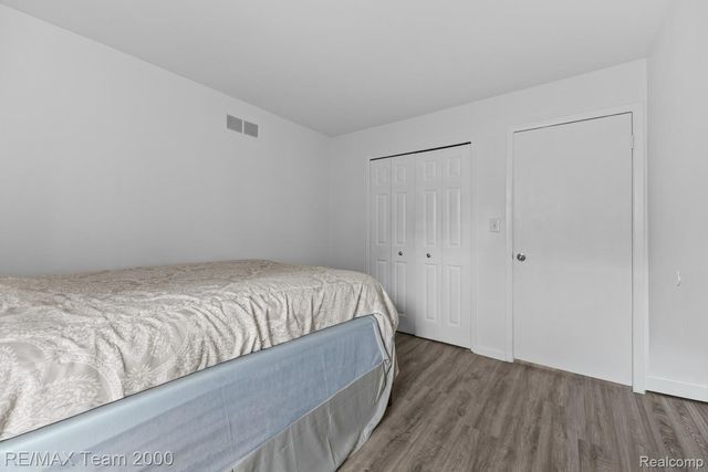 12049 Ina Drive, Sterling Heights, MI 48312