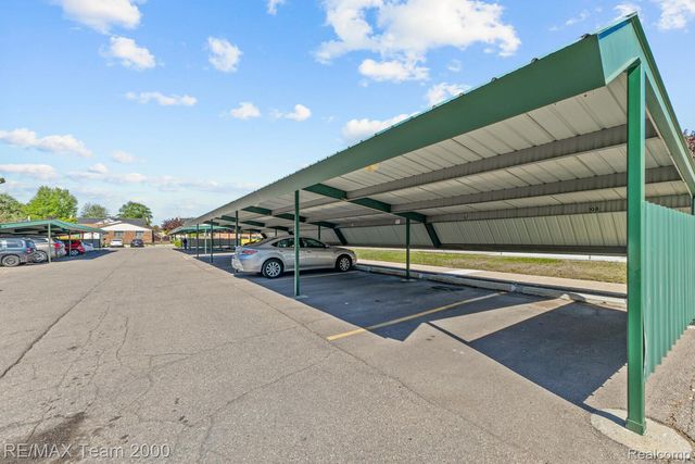 12049 Ina Drive, Sterling Heights, MI 48312