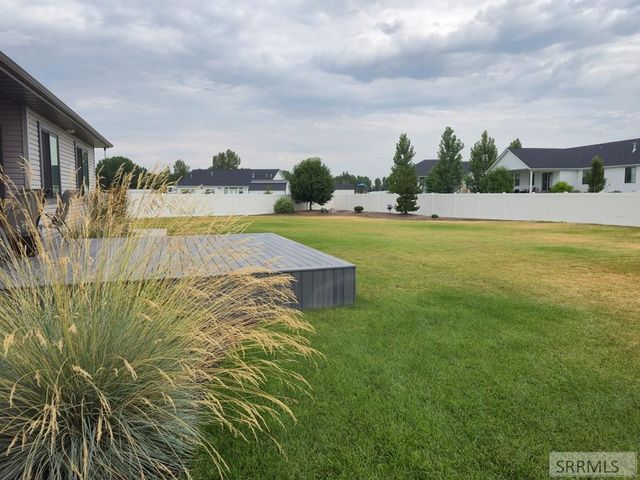 1012 Cypress Loop, Rexburg, ID 83440