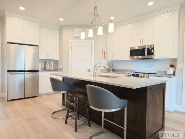 1012 Cypress Loop, Rexburg, ID 83440